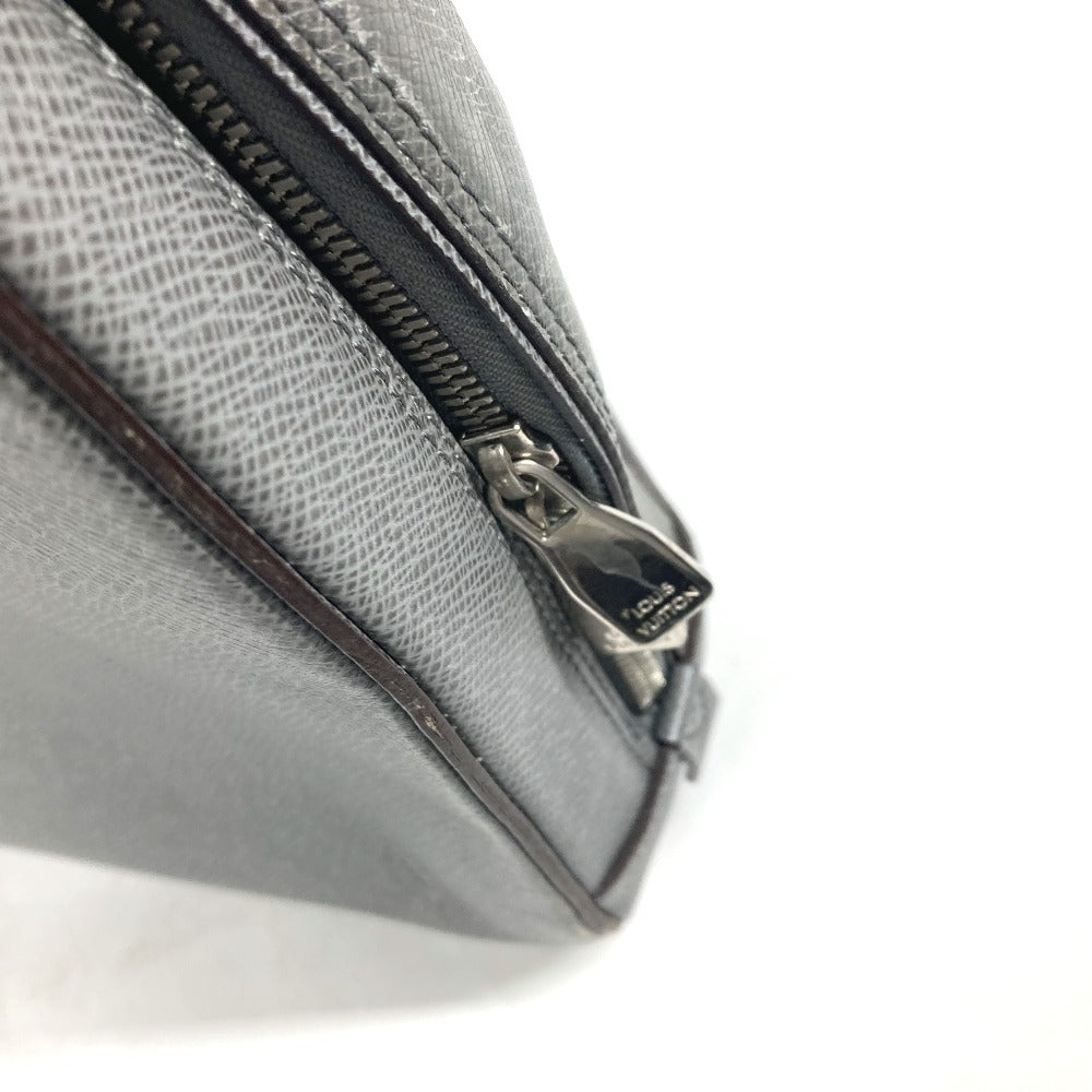 LOUIS VUITTON Business bag M32782 Taiga Leather gray Taiga Neo Igor mens Used Authentic
