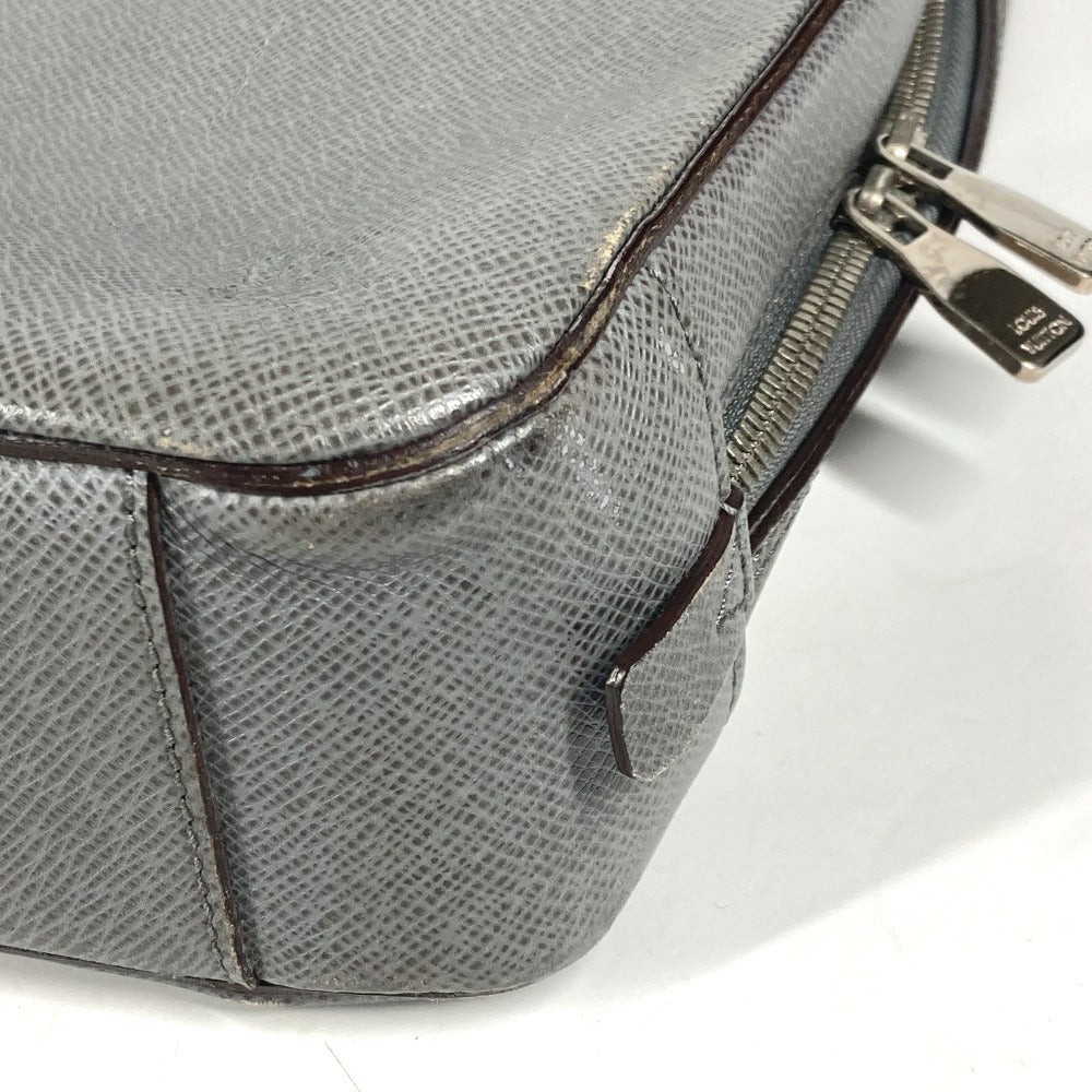 LOUIS VUITTON Business bag M32782 Taiga Leather gray Taiga Neo Igor mens Used Authentic