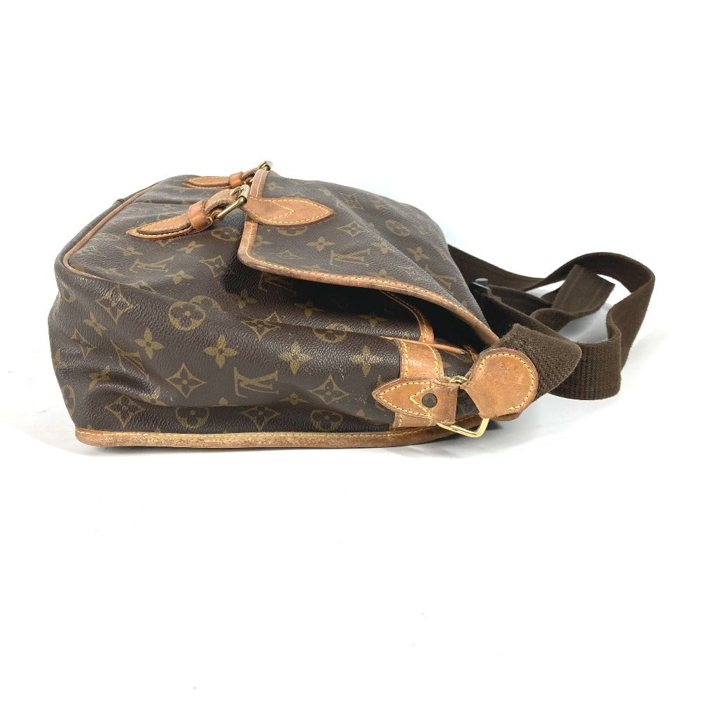 LOUIS VUITTON Shoulder Bag M42246 Monogram canvas Brown Monogram Giveshier GM unisex(Unisex) Used Authentic