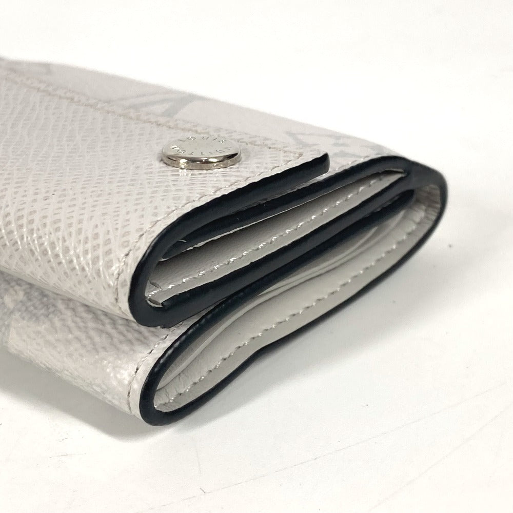 LOUIS VUITTON Trifold wallet M30899 Taiga Leather, Monogram Canvas white Taigalama Discovery Compact Wallet unisex(Unisex) Used Authentic