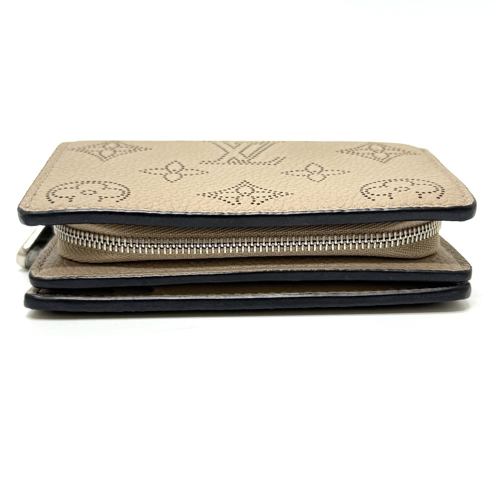 LOUIS VUITTON Folded wallet M80817 monogram mahina leather beige Portefeuille Clare