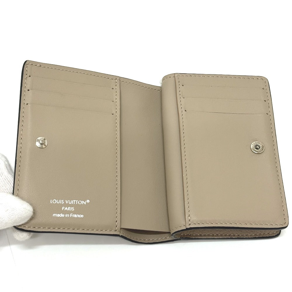 LOUIS VUITTON Folded wallet M80817 monogram mahina leather beige Portefeuille Clare
