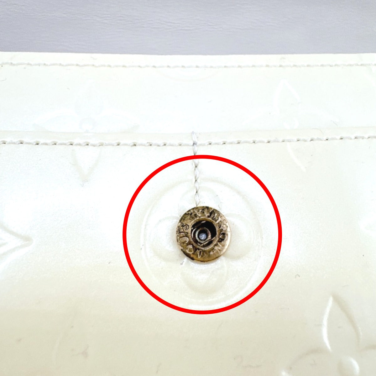 LOUIS VUITTON Long Wallet Purse M91382 Monogram Vernis Cream white Zippered wallet Vernis Pochette Portomonnaie Credit Perle Women Used Authentic
