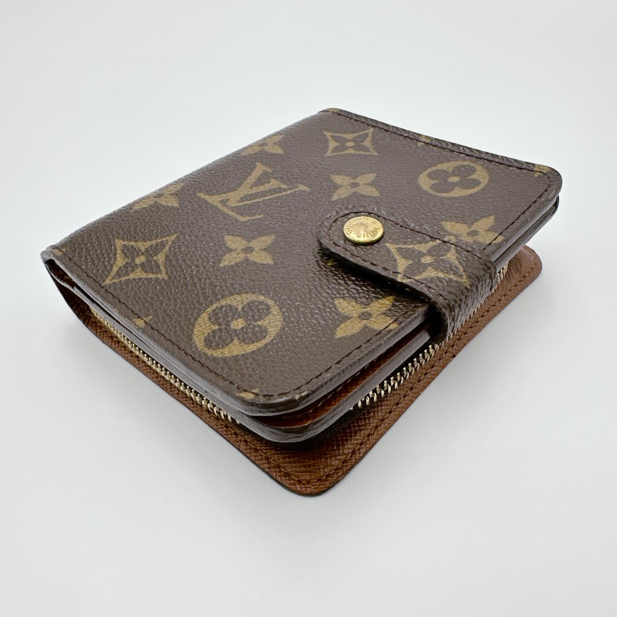LOUIS VUITTON Bifold Wallet M61667 Monogram canvas Brown Card pocket with zipper Monogram Compact zip unisex(Unisex) Used Authentic