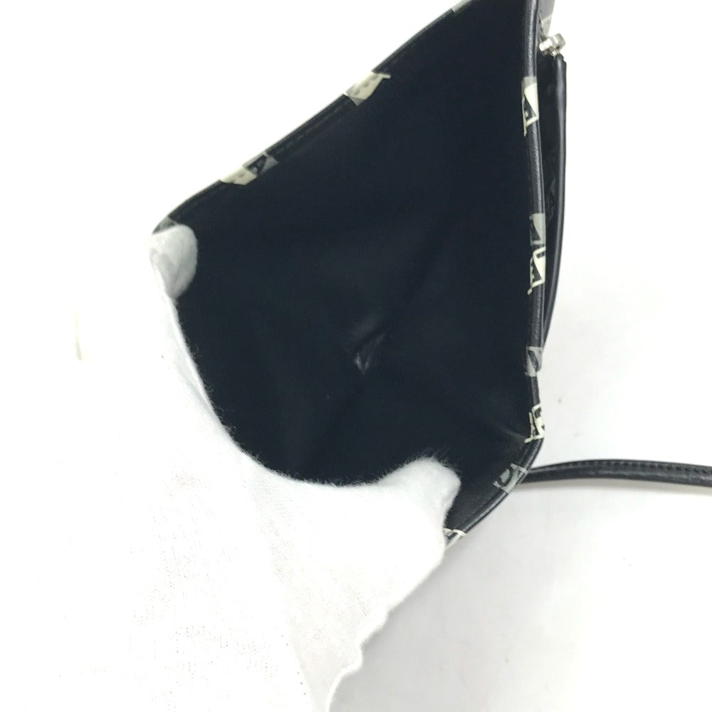 BALENCIAGA Shoulder Bag 541567 leather black Pouch Pochette Wallet Explorer Shoulder Wallet mens Used Authentic