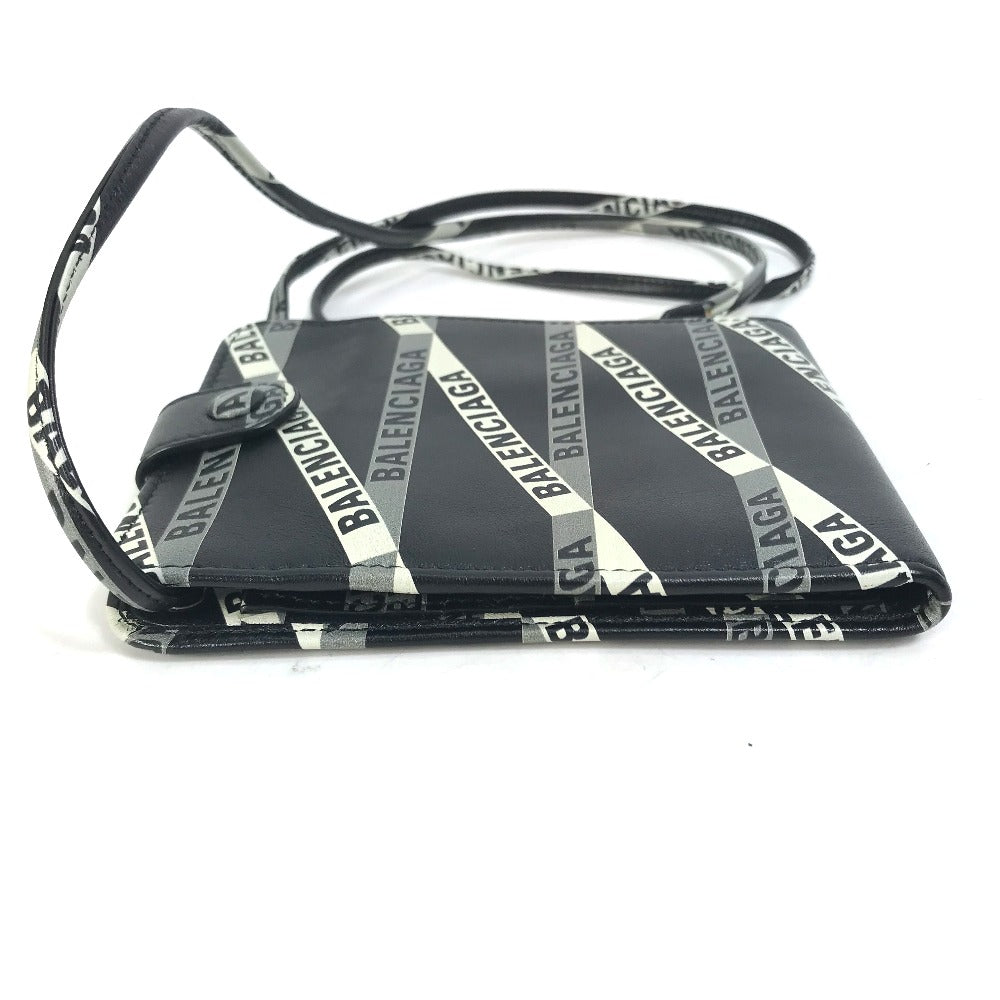 BALENCIAGA Shoulder Bag 541567 leather black Pouch Pochette Wallet Explorer Shoulder Wallet mens Used Authentic