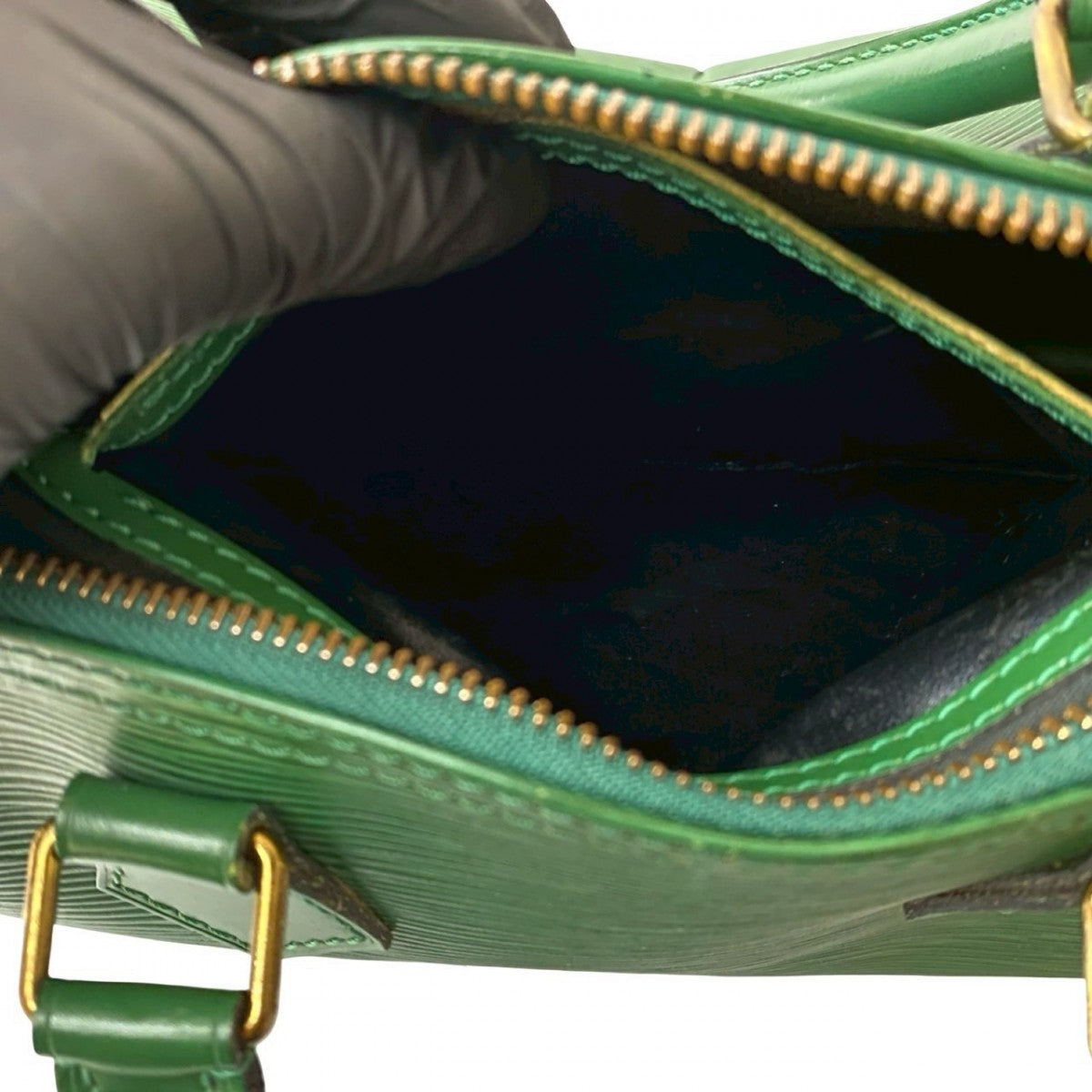 LOUIS VUITTON Handbag Epi Leather green Epi Speedy 25