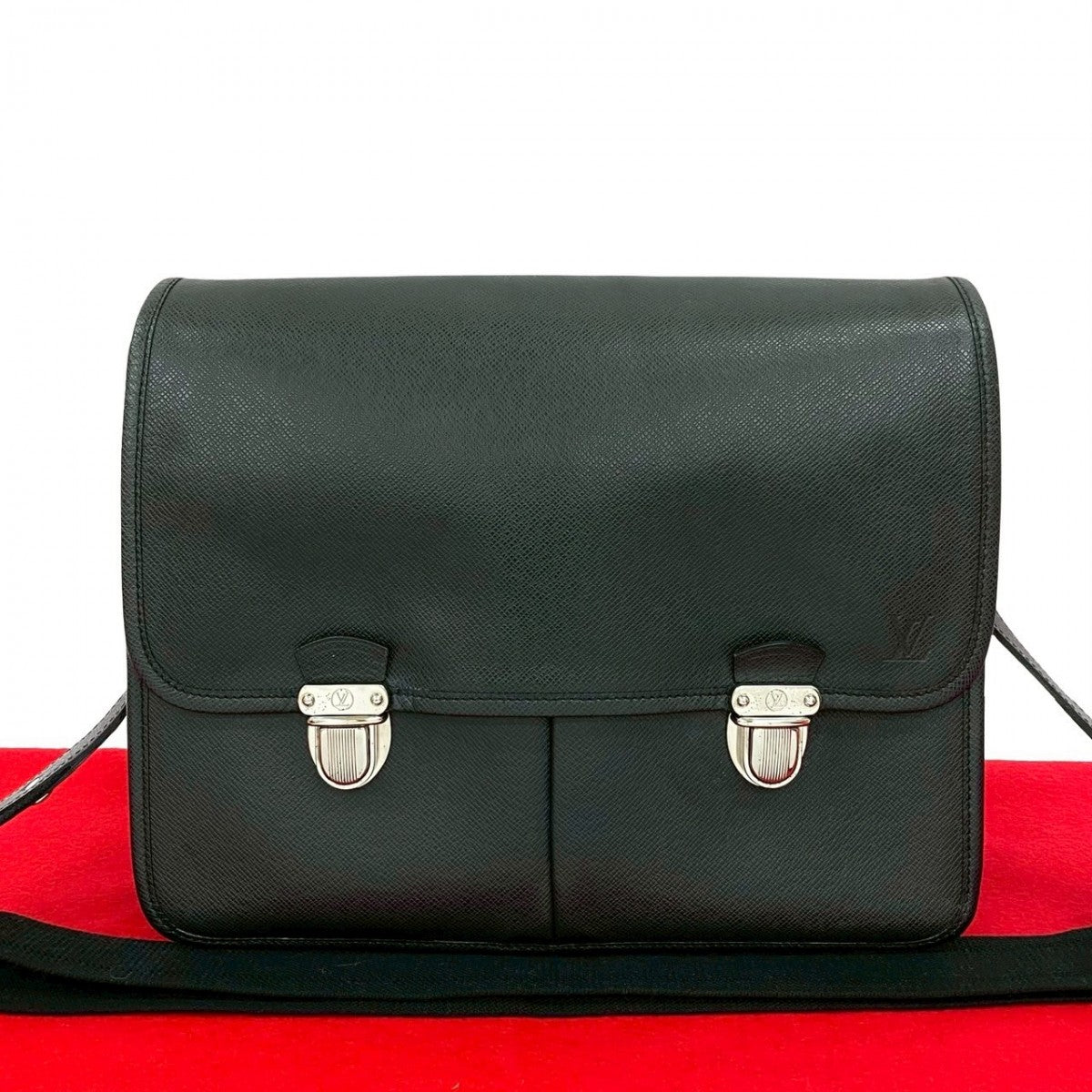 LOUIS VUITTON Shoulder Bag leather black Taiga Alexei