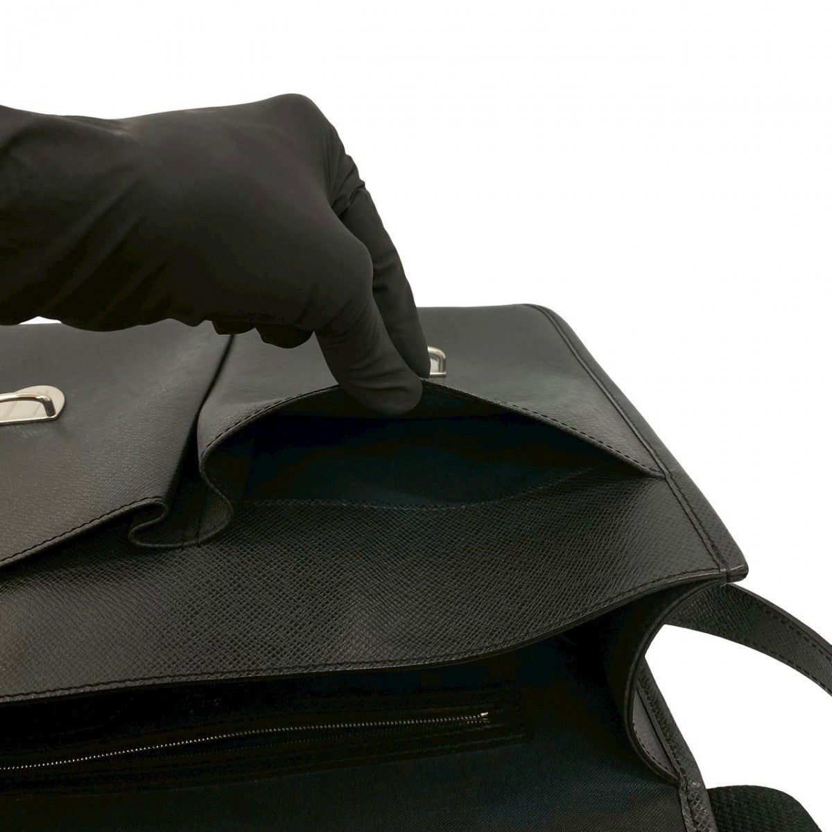 LOUIS VUITTON Shoulder Bag leather black Taiga Alexei