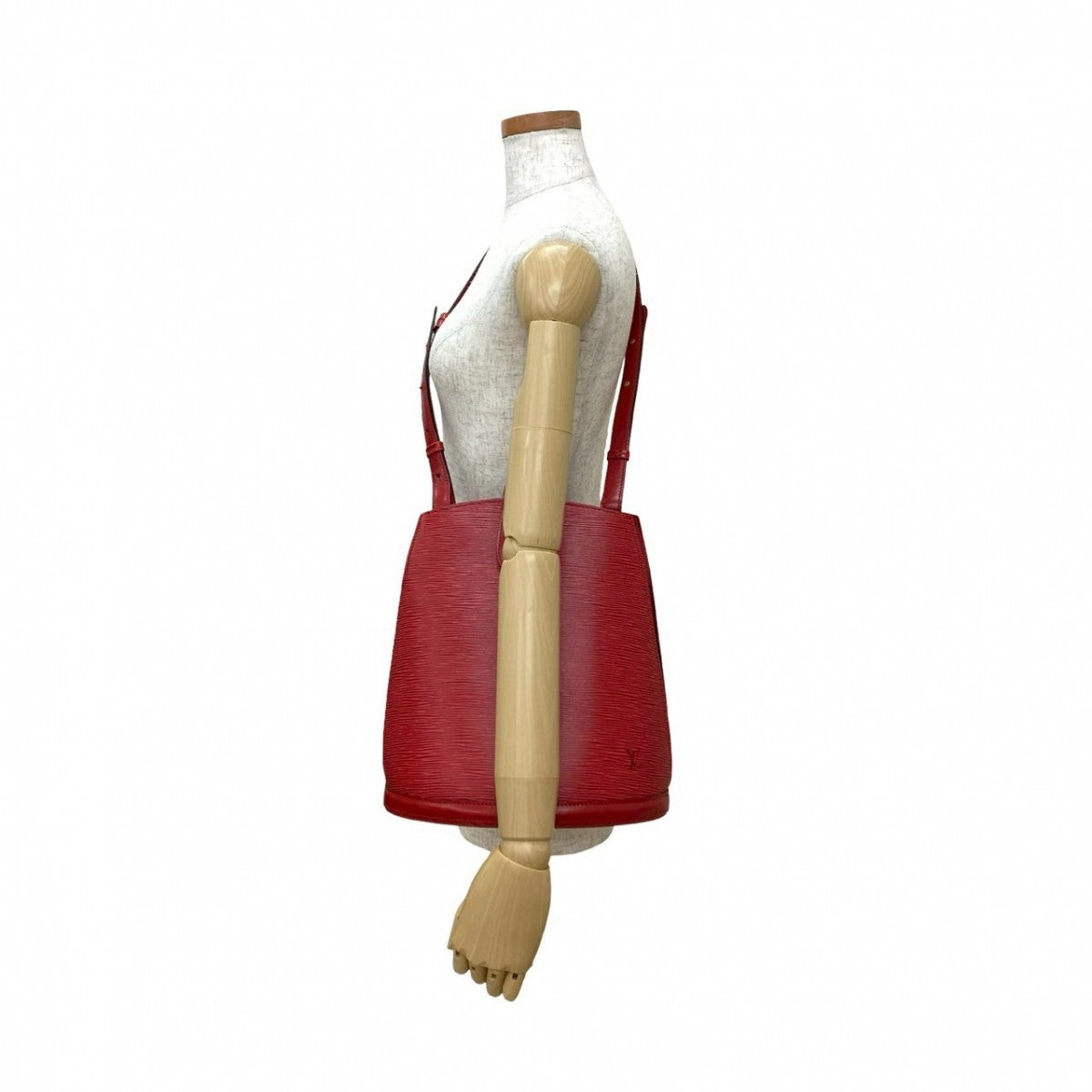 LOUIS VUITTON Shoulder Bag Epi Leather Red Cluny
