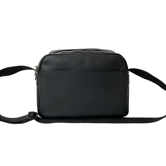 LOUIS VUITTON Shoulder Bag leather black Taiga reporter
