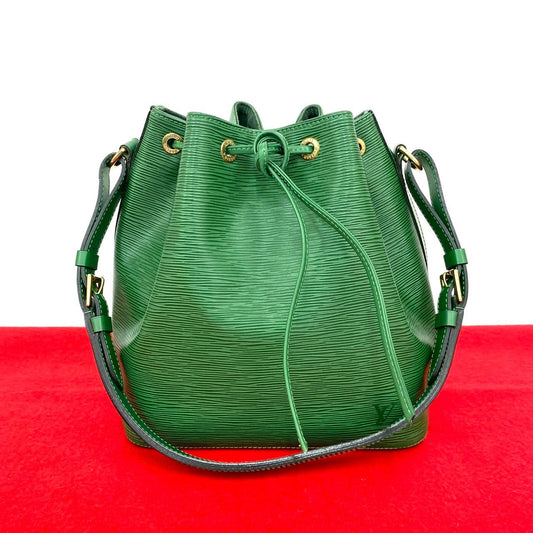 LOUIS VUITTON Shoulder Bag Epi Leather green Epi Petit Noe