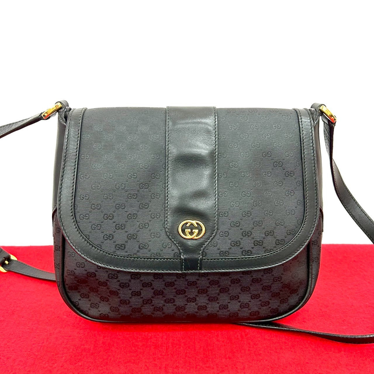 GUCCI Shoulder Bag leather black