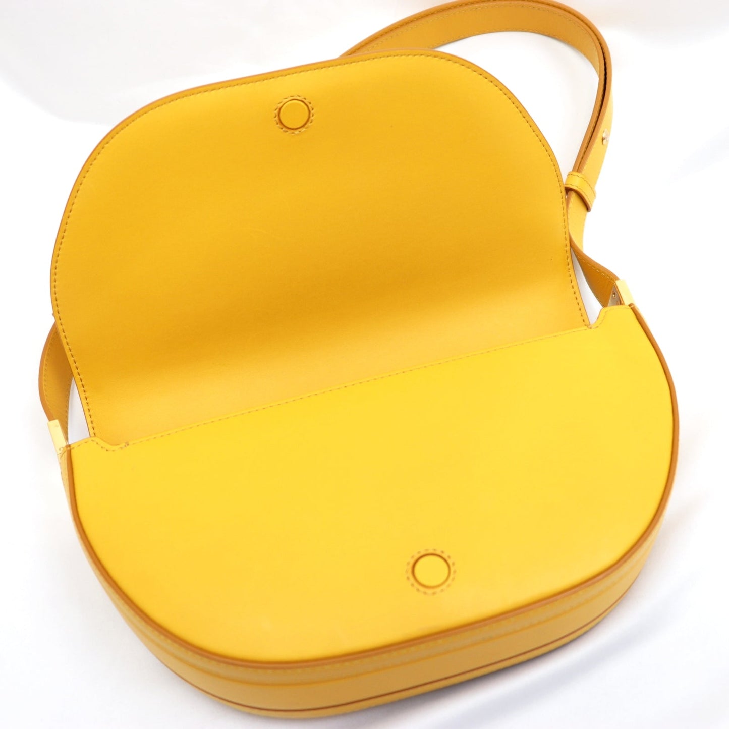 BURBERRY Shoulder Bag leather% yellow Women Used Authentic