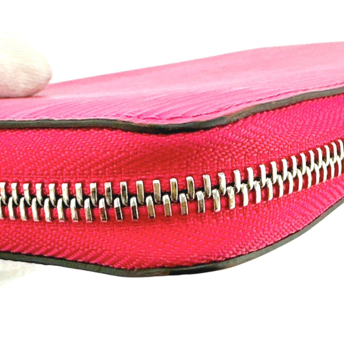 LOUIS VUITTON Long Wallet Purse M82050 Epi Leather Rose Epi Zippy wallet