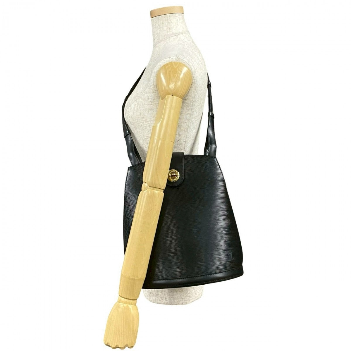 LOUIS VUITTON Shoulder Bag M52252 Epi Leather black Epi Cluny