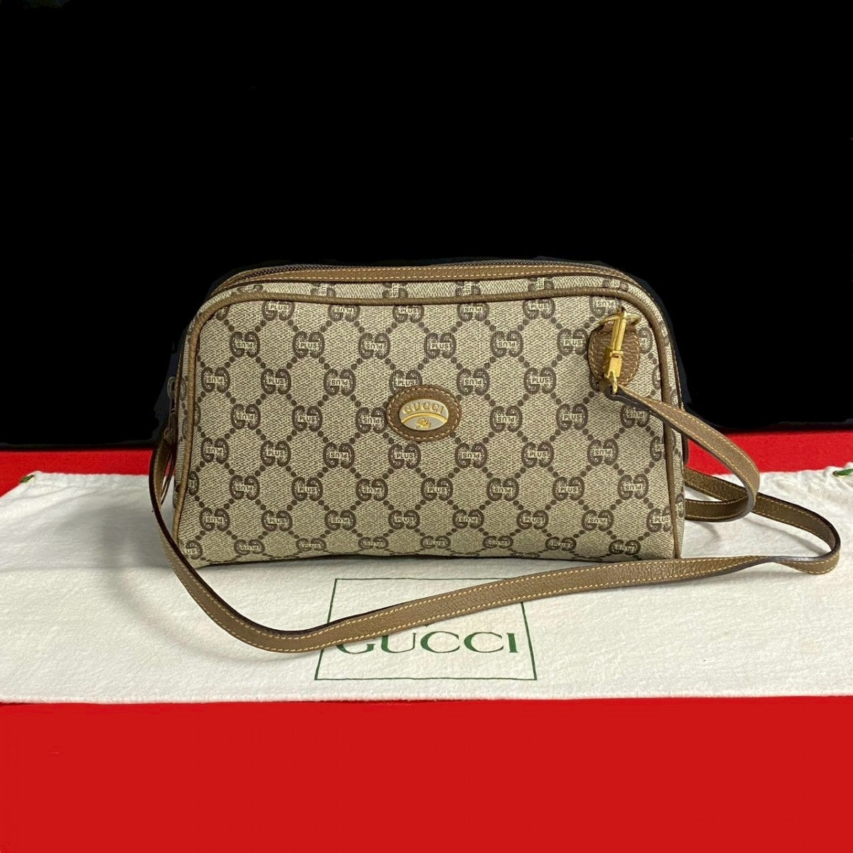 GUCCI Shoulder Bag leather Brown