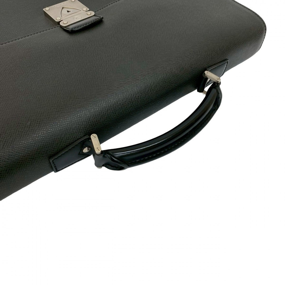 LOUIS VUITTON Business bag M31042 Taiga black Taiga Robusto 2