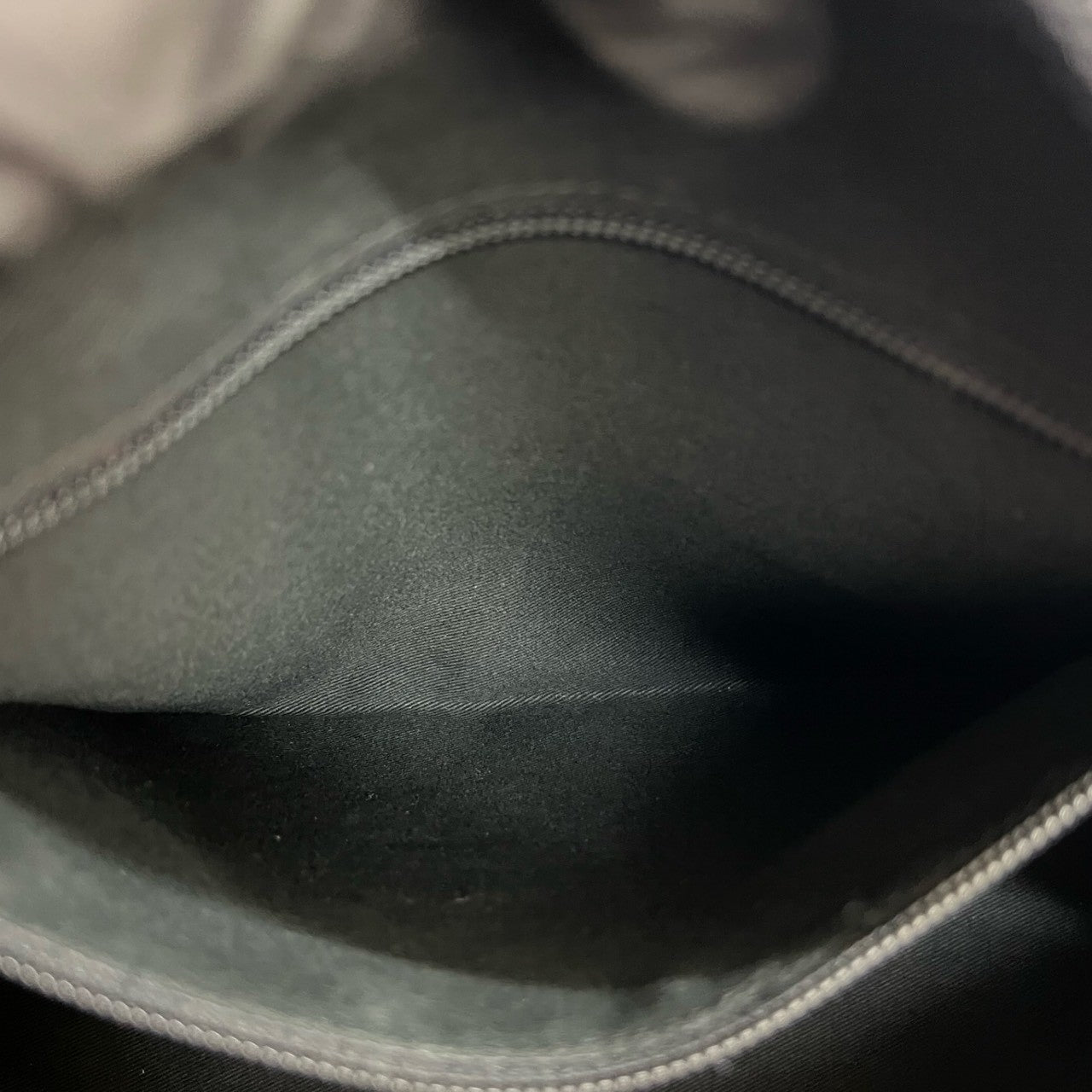 LOEWE Handbag leather black Amazona 28