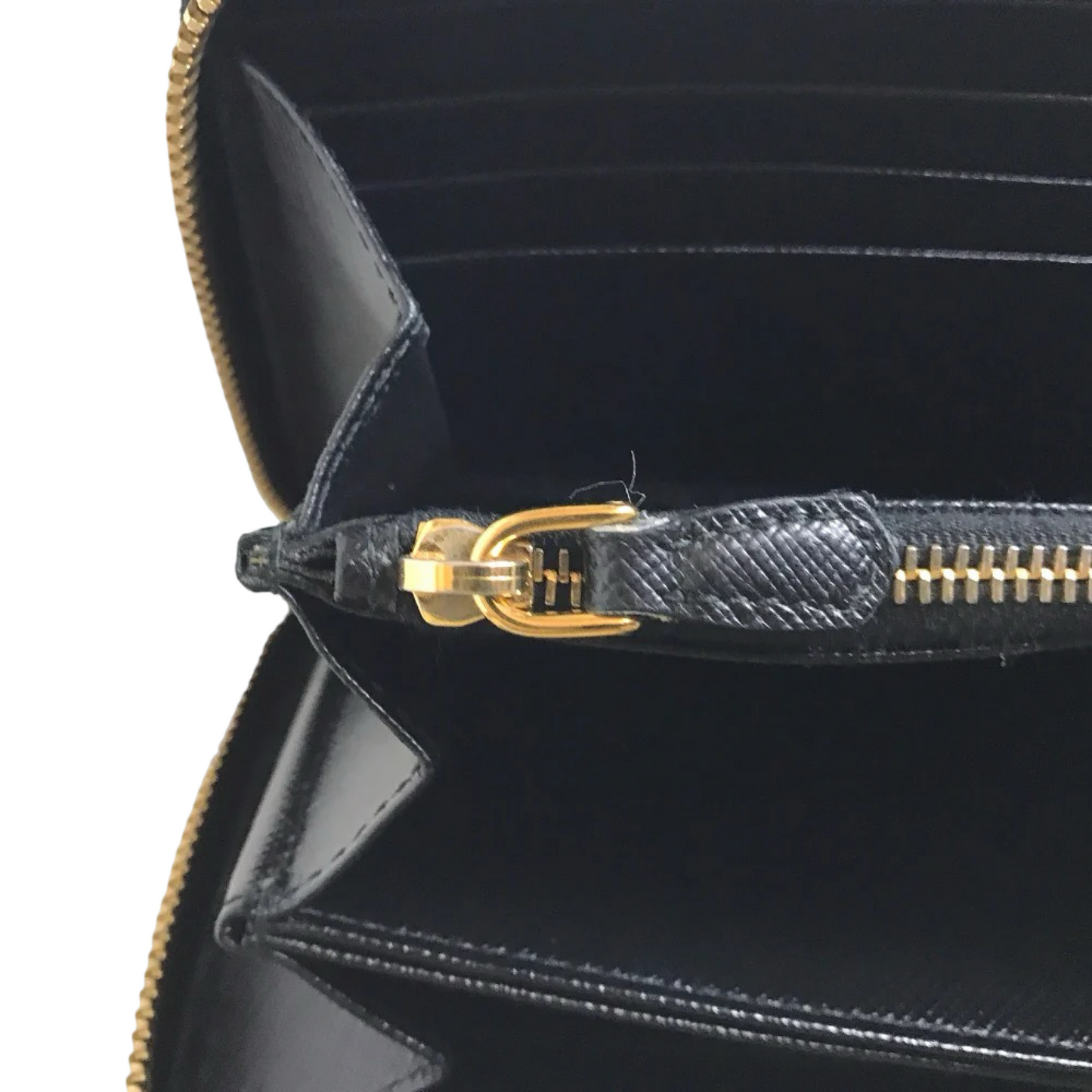 PRADA SAFFIANO ROUND ZIP LONG WALLET BLACK