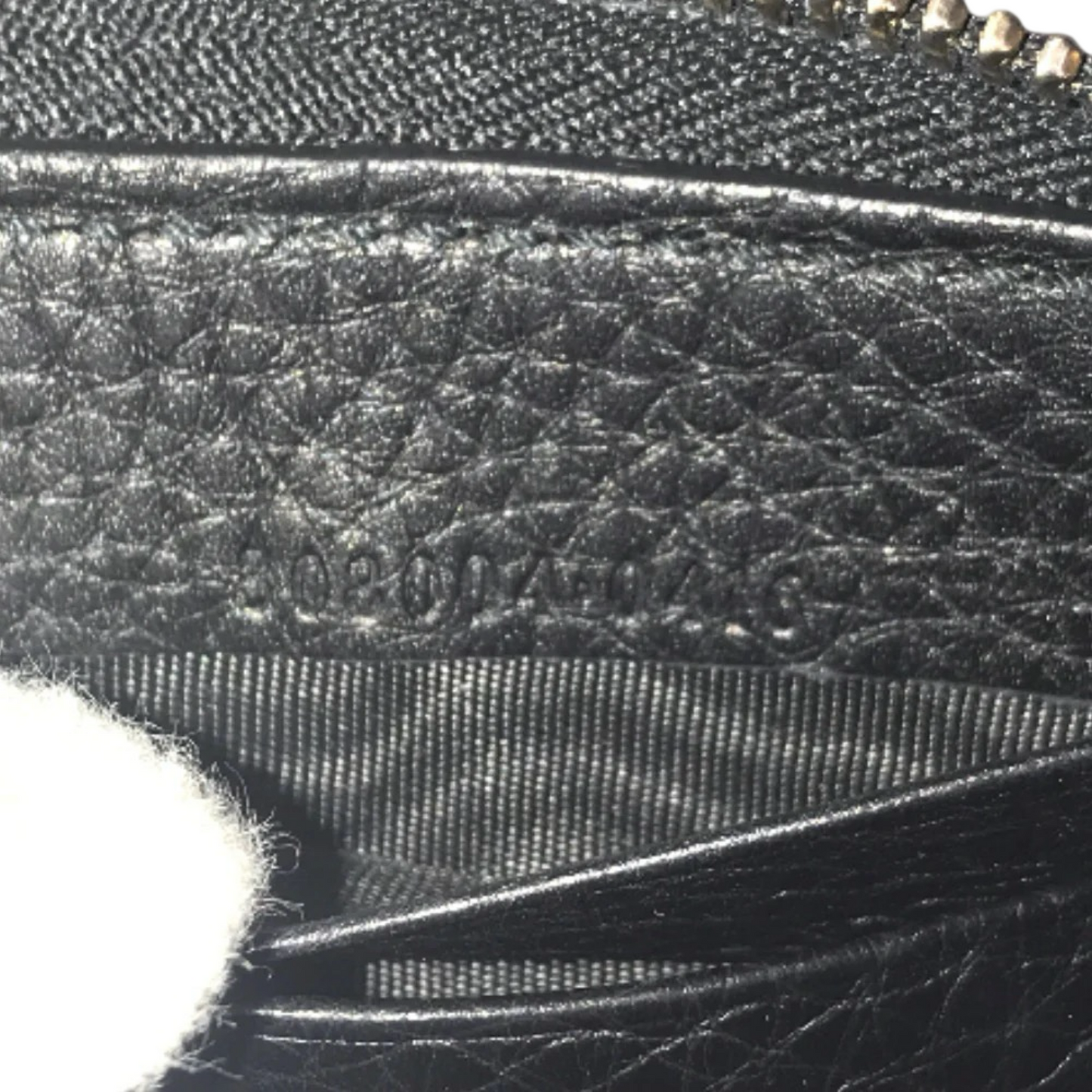 GUCCI SOHO INTERLOCKING ROUND ZIP WALLET