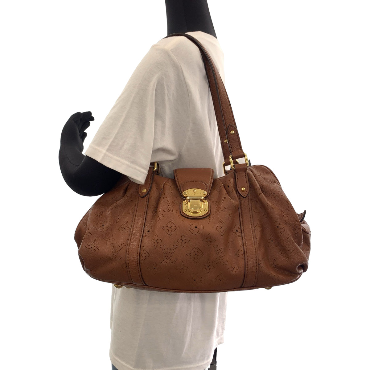 LOUIS VUITTON Shoulder Bag M97052 leather Brown Gold Metal Shoulder Bag handbag Monogram Mahina Runner PM Women Used Authentic