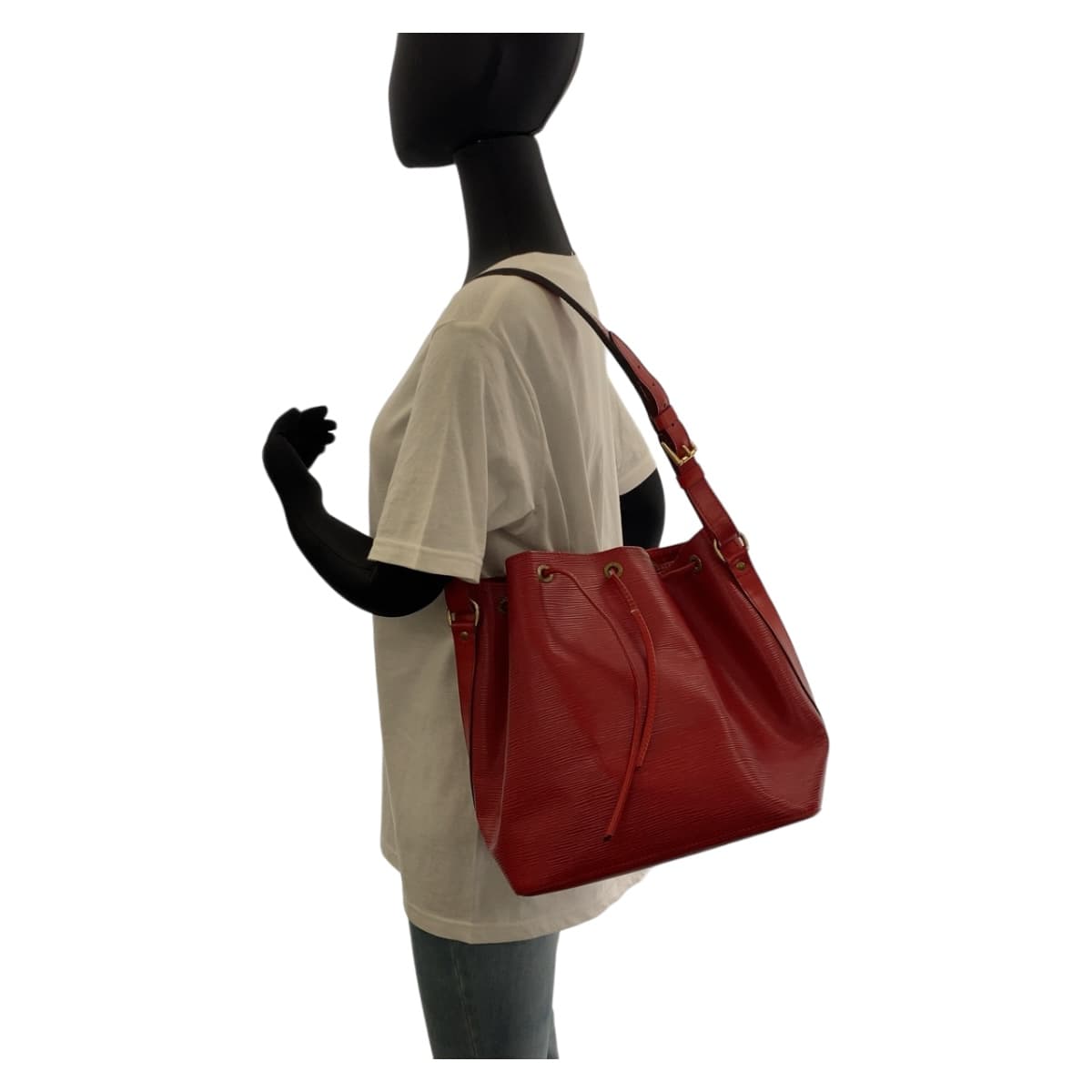 LOUIS VUITTON Shoulder Bag M44107 Epi Leather Red Gold Metal Drawstring bag Shoulder Bag Epi Petit Noe Women Used Authentic