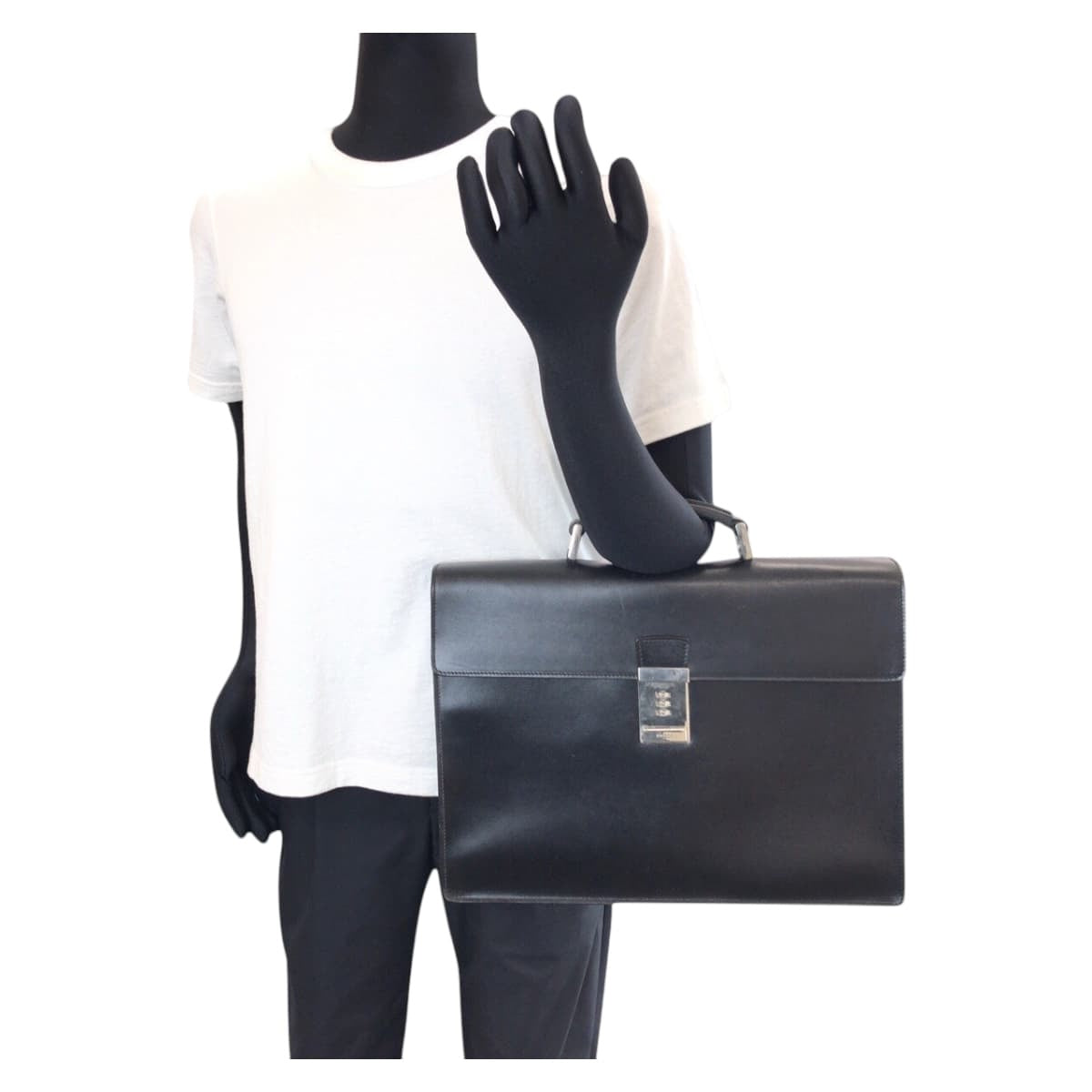 PRADA Business bag leather Black SilverMetal Business bag briefcase Safiano mens Used Authentic