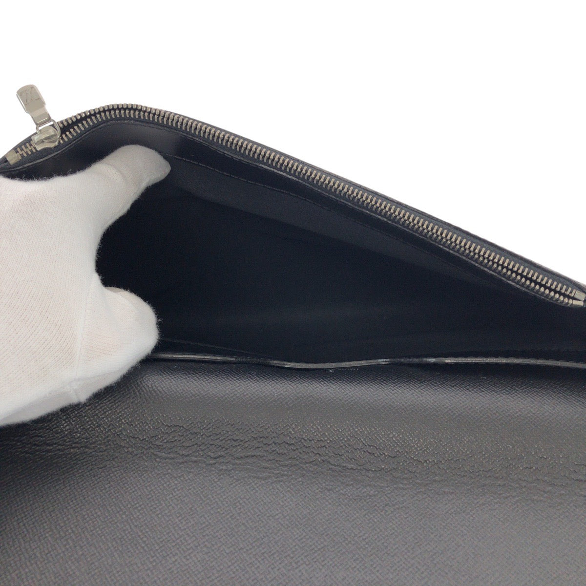LOUIS VUITTON Business bag M31062 leather Ardoise Black SilverMetal Business bag briefcase Taiga Minuto mens Used Authentic