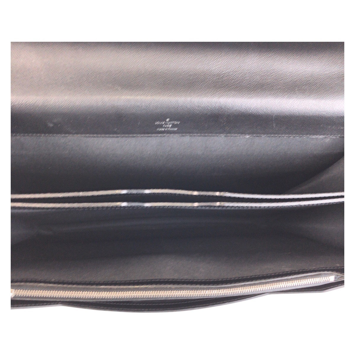 LOUIS VUITTON Business bag M31052 leather Ardoise Black SilverMetal Business bag briefcase Taiga Robusto 1 mens Used Authentic