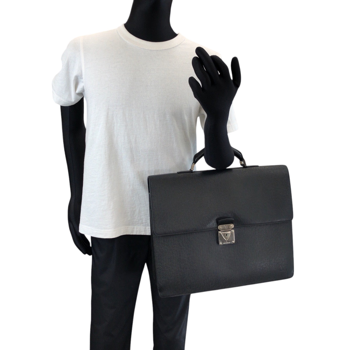LOUIS VUITTON Business bag M31052 Taiga Aldoise black Business bag handbag Taiga Robusto 1 mens Used Authentic
