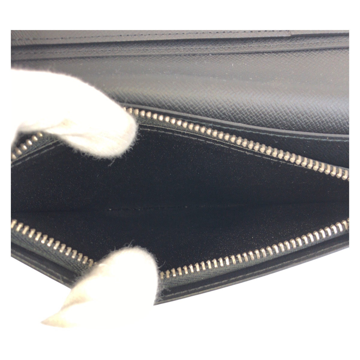 LOUIS VUITTON Long Wallet Purse M30179 leather Black SilverMetal Long Wallet Purse Taiga Portefeuille Braza mens Used Authentic