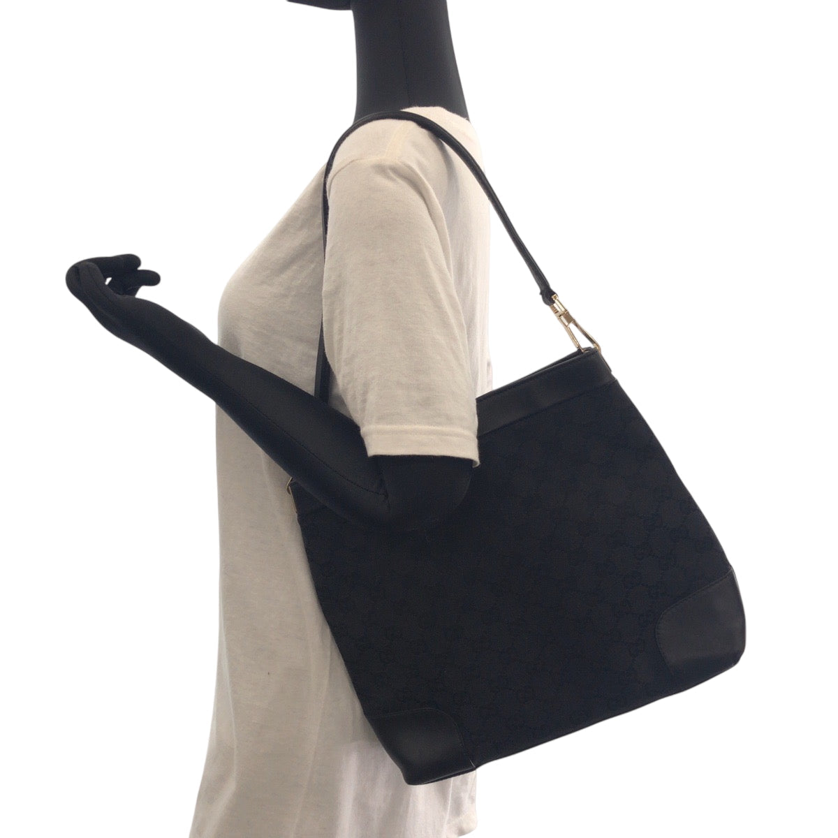 GUCCI Shoulder Bag 33900 GG canvas Black GoldMetal One Shoulder Bag Women Used Authentic