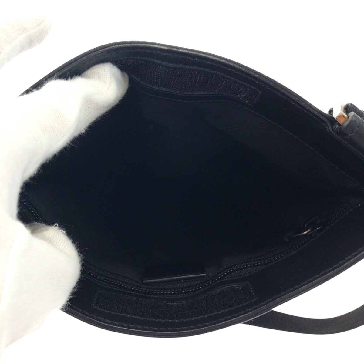 GUCCI Shoulder Bag 27639 GG canvas Black SilverMetal Shoulder Bag Sacoche Women Used Authentic