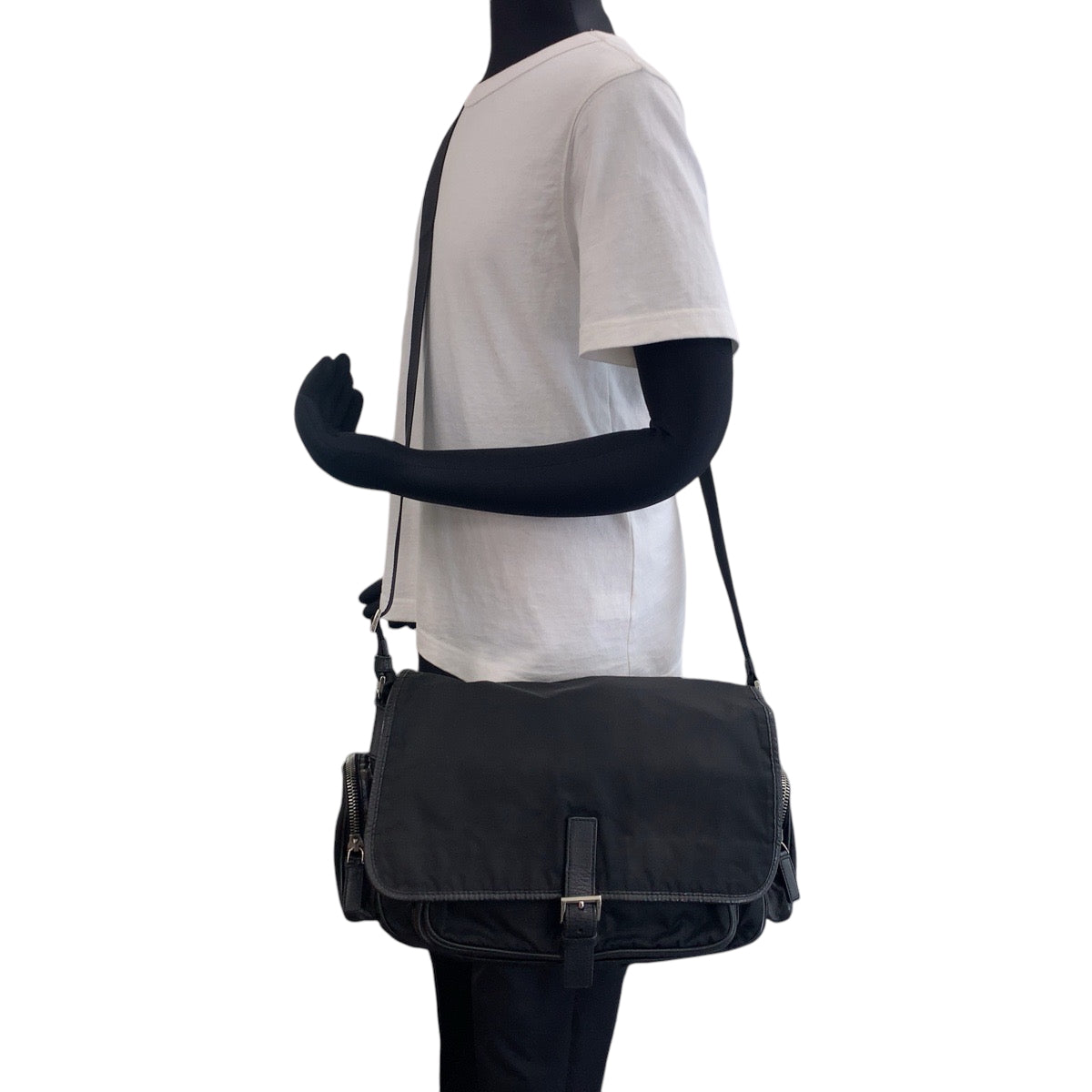 PRADA Shoulder Bag Nylon Black SilverMetal Shoulder Bag Messenger bag Test Triangle With logo mens Used Authentic