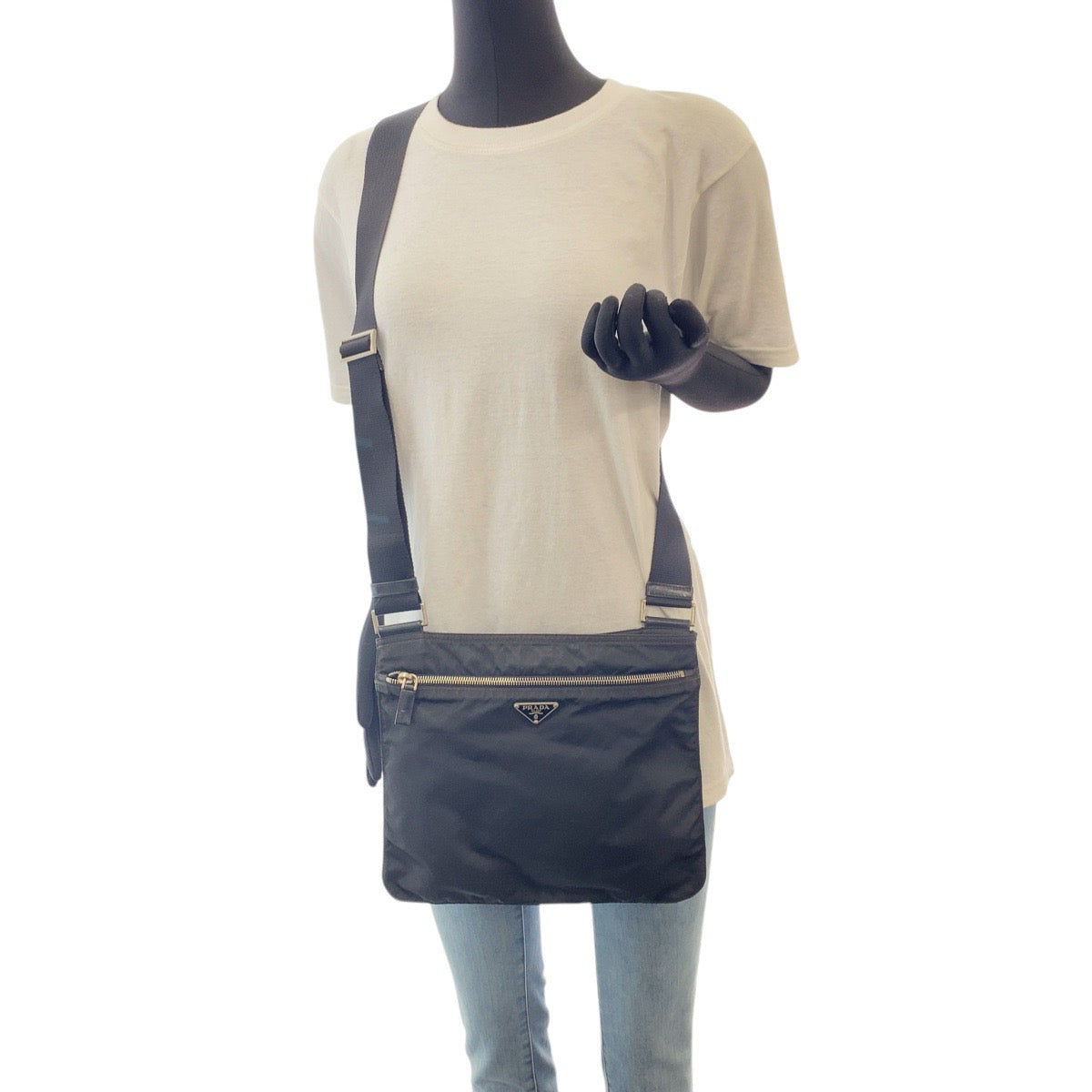 PRADA Shoulder Bag 45 Nylon Black SilverMetal Crossbody Shoulder Bag Unisex Test Triangle With logo Women Used Authentic
