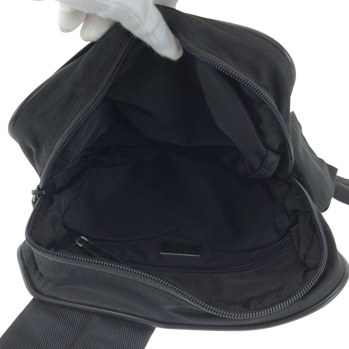 PRADA Shoulder Bag Nylon Black SilverMetal Shoulder Bag Messenger bag Test Triangle With logo mens Used Authentic