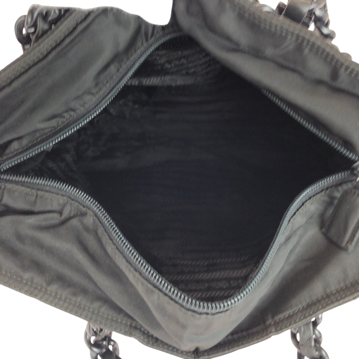 PRADA Tote Bag B7404 Nylon Black SilverMetal ChainTote Bag Shoulder Bag Test Triangle With logo Plastic Chain Women Used Authentic