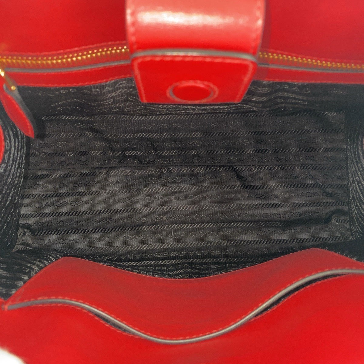 PRADA Tote Bag leather Red Gold Metal Tote Bag handbag Safiano Women Used Authentic