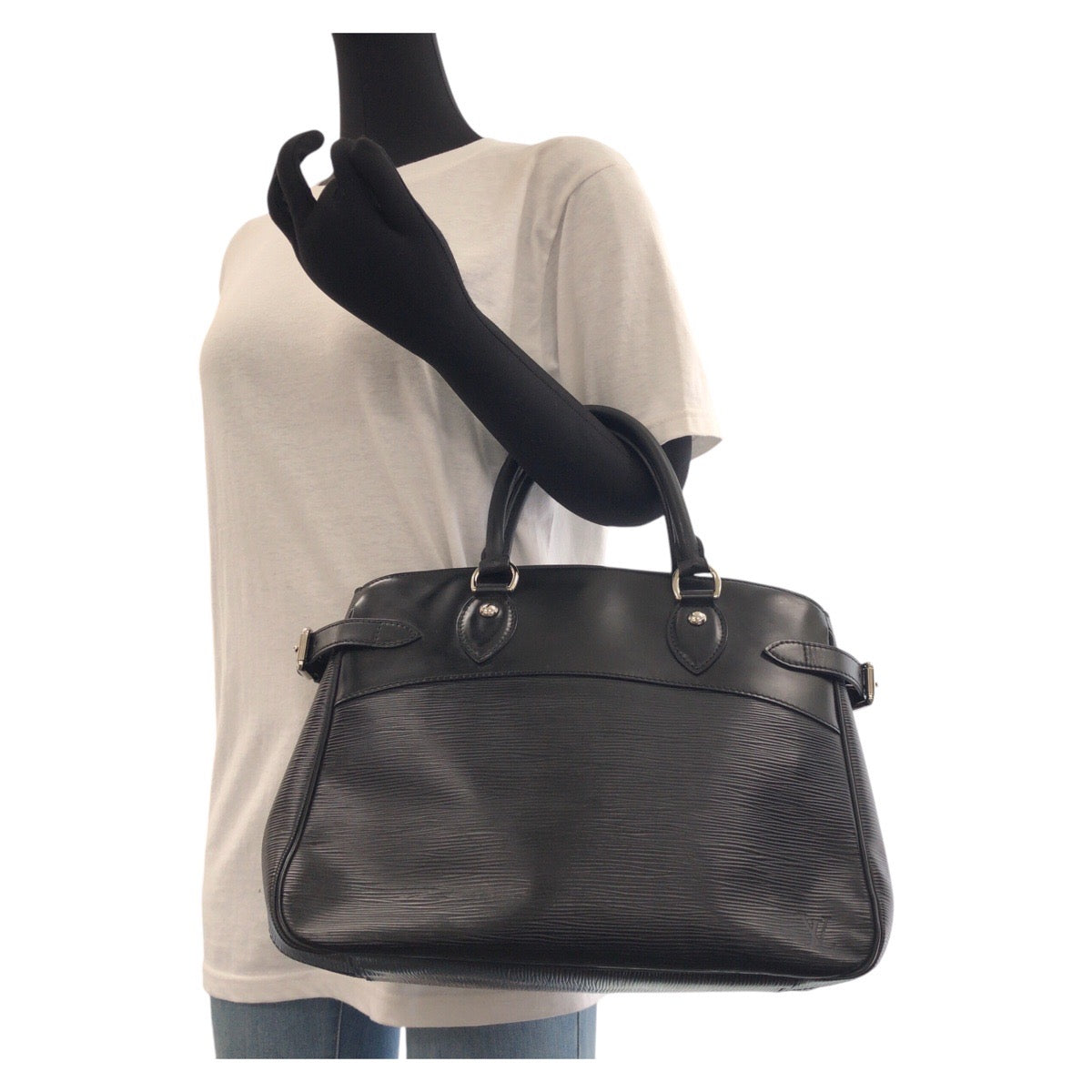 LOUIS VUITTON Tote Bag M59262 leather Noir Black SilverMetal Tote Bag handbag Epi Passy PM Women Used Authentic