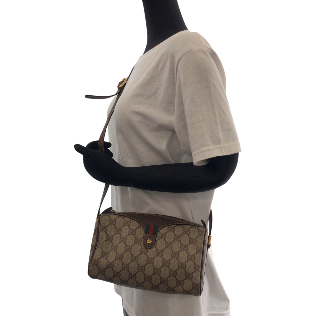 GUCCI Shoulder Bag 89 02 018 GG Supreme Canvas Beige Brown Gold Metal Shoulder Bag pochette Old Gucci Shelly Line Women Used Authentic