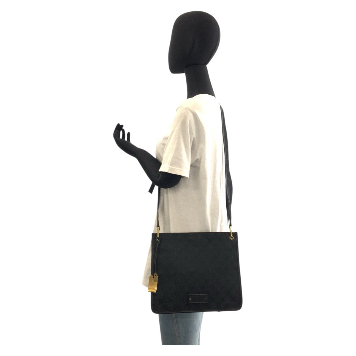 GUCCI Shoulder Bag 91762 GG canvas, leather Black GoldMetal Shoulder Bag pochette Women Used Authentic