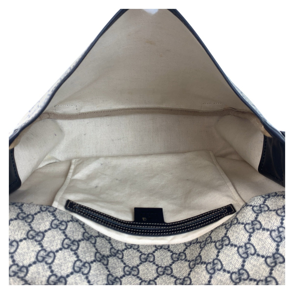 GUCCI Shoulder Bag 201732 GG Supreme Canvas Gray Navy SilverMetal Shoulder Bag Messenger bag mens Used Authentic