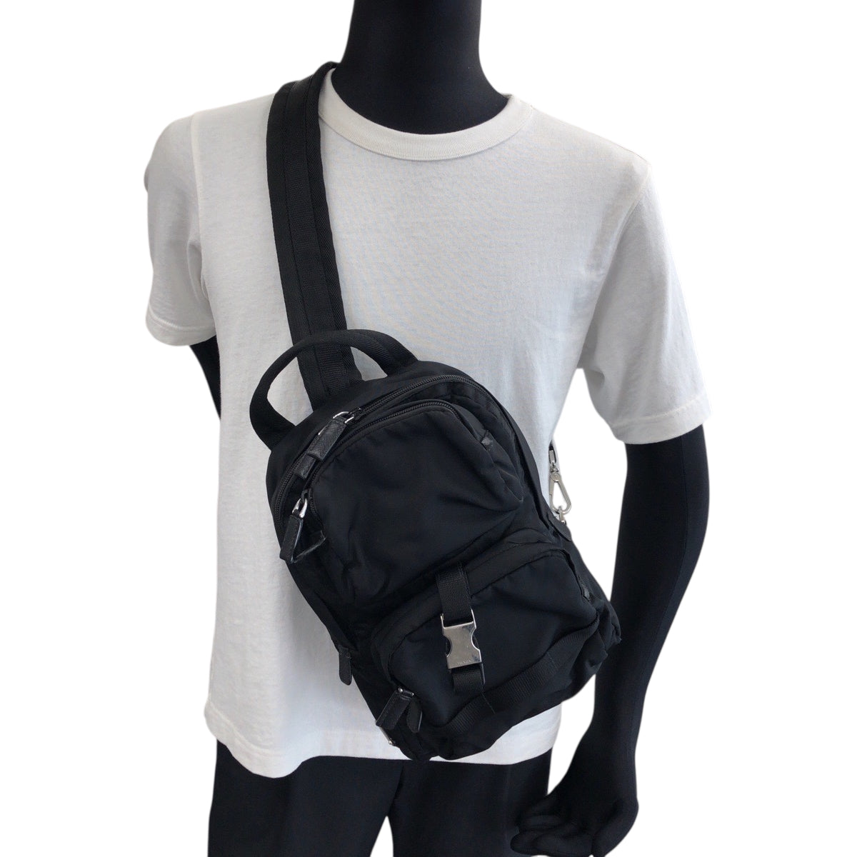 PRADA Sling bag 2VZ013 Nylon black Sling bag Bum bag Test Triangle With logo mens Used Authentic