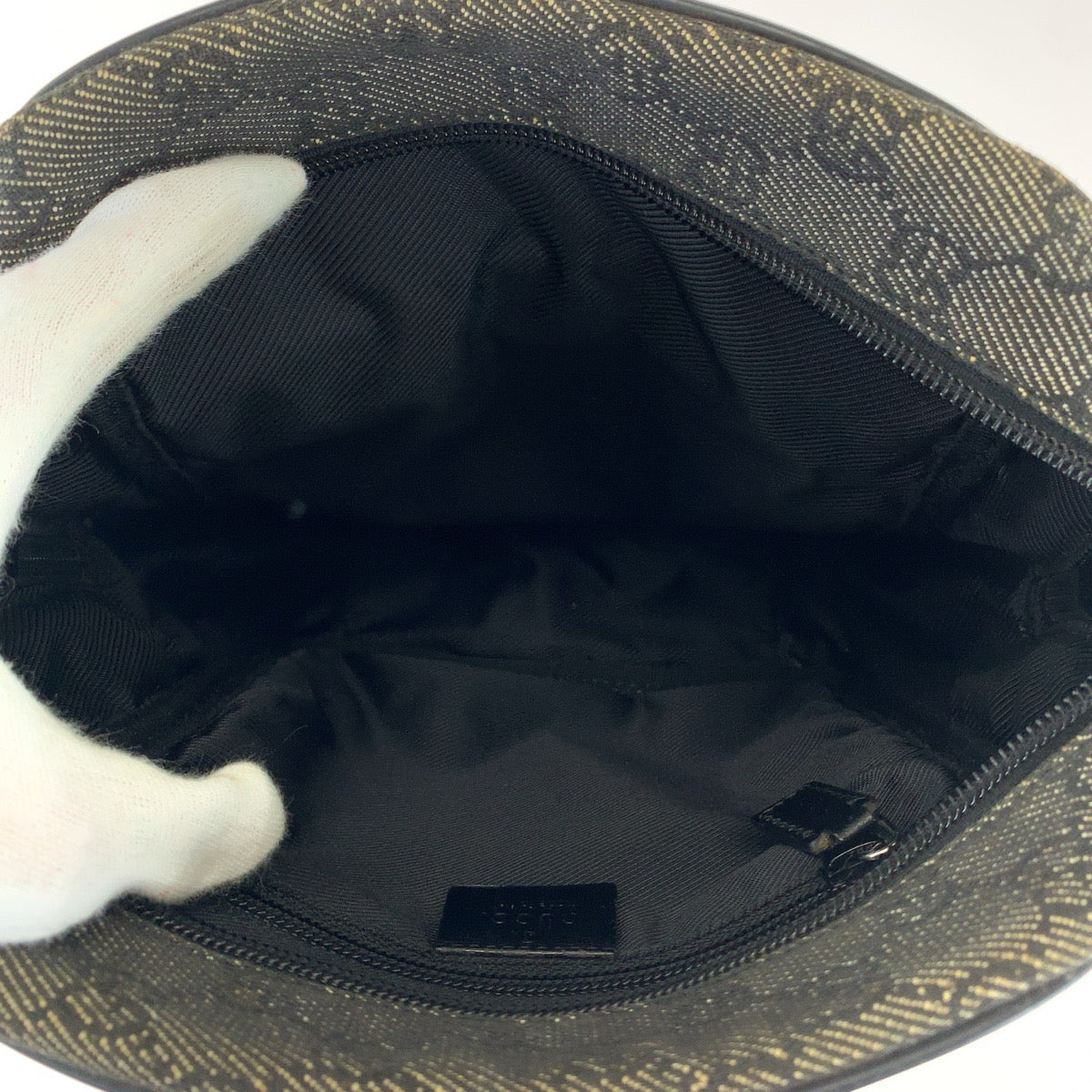 GUCCI Shoulder Bag 3136 GG canvas Grey Black SilverMetal Shoulder Bag pochette Women Used Authentic