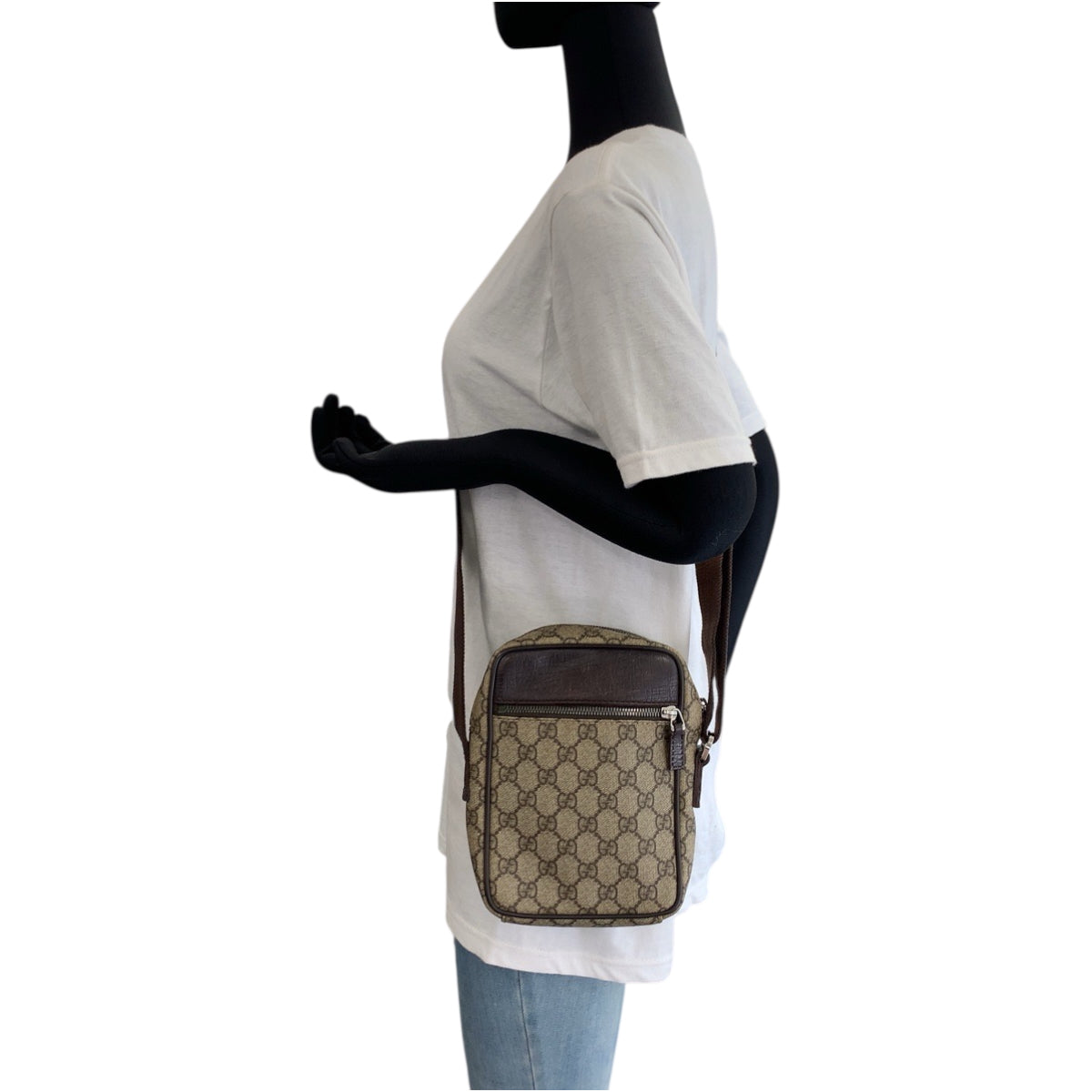 GUCCI Shoulder Bag 101680 GG Supreme Canvas Beige Brown SilverMetal Shoulder Bag pochette Women Used Authentic