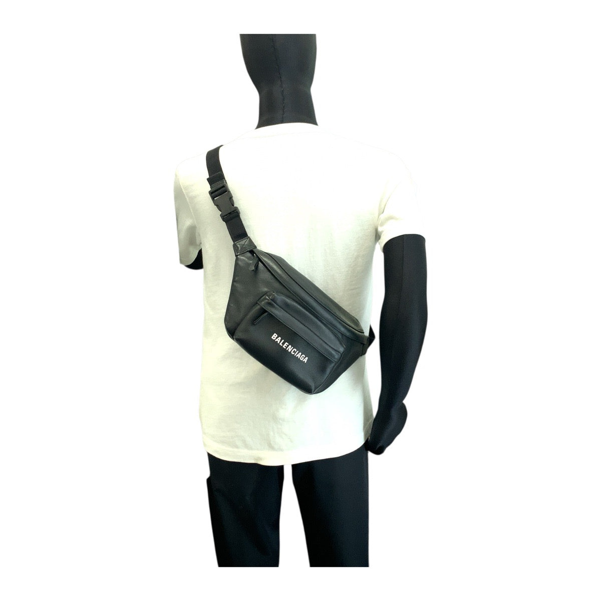 BALENCIAGA Sling bag 552376 leather black Sling bag Waist bag Unisex Every day Logo print mens Used Authentic