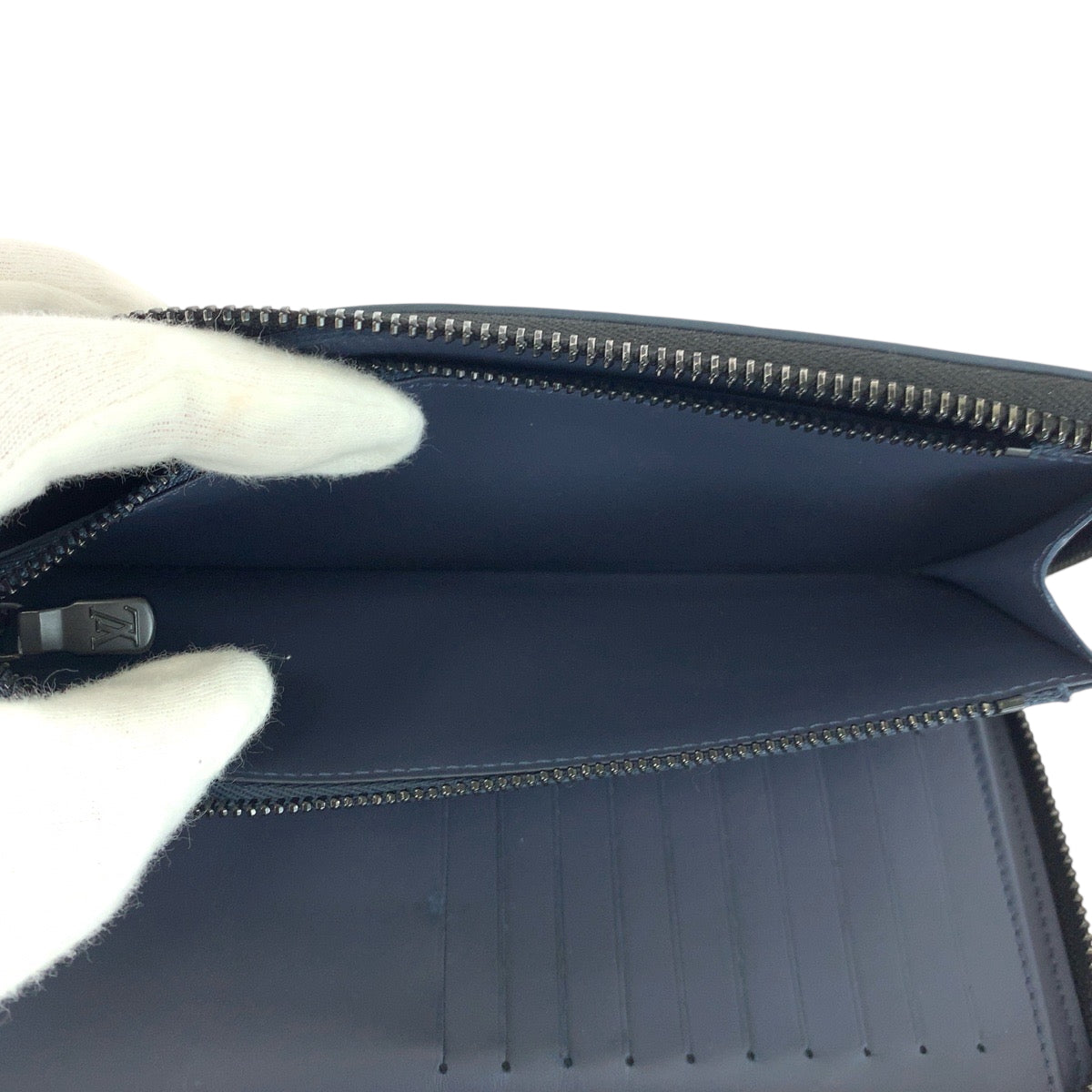 LOUIS VUITTON Long Wallet Purse M80423 Calfskin Navy Blue Black Metal Long Wallet Purse Zip Around monogram shadow Zippy Wallet Vertical mens Used Authentic