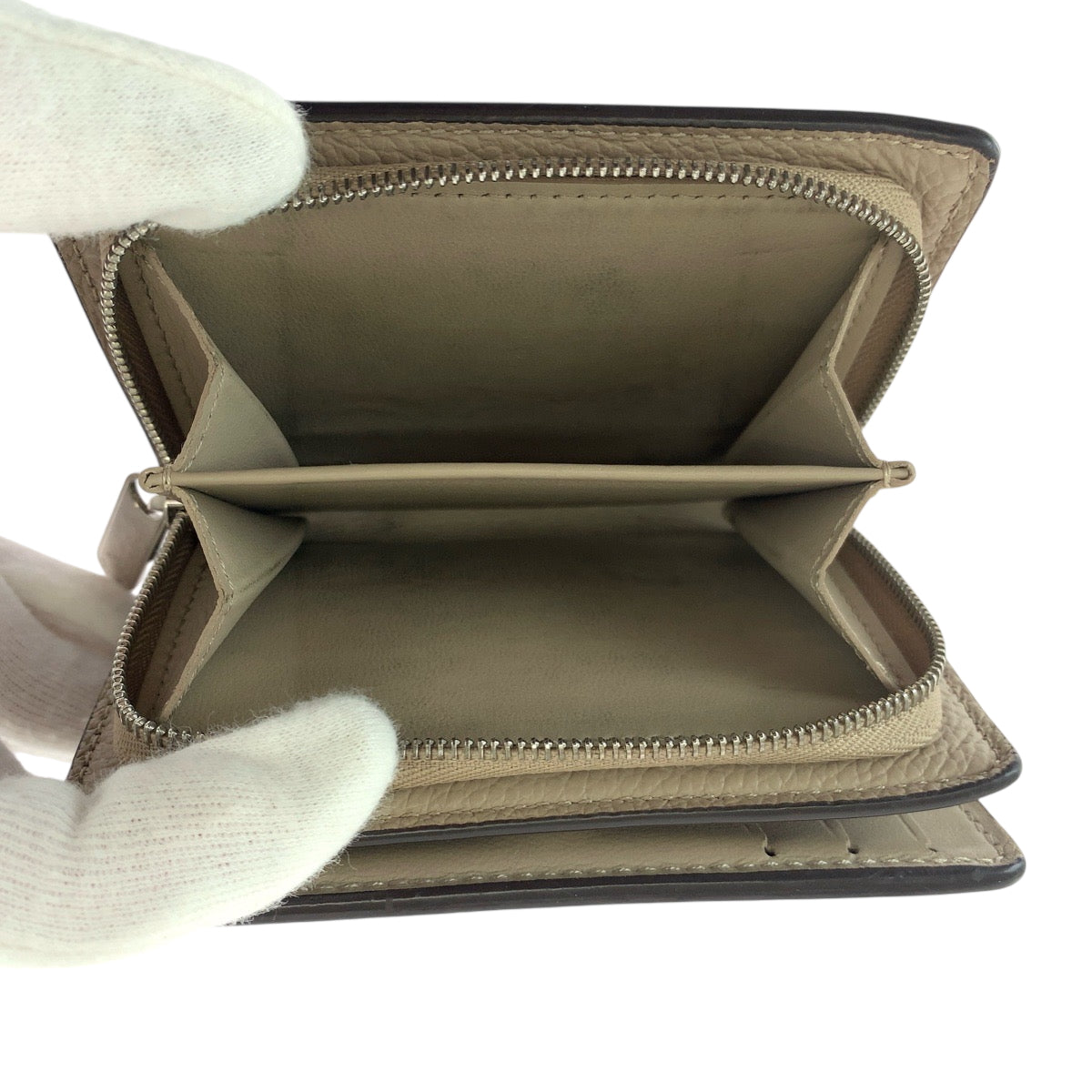 LOUIS VUITTON Bifold Wallet M80817 leather Galle Beige SilverMetal Folding wallet Compact wallet Monogram Mahina Portefeuille Claire Women Used Authentic