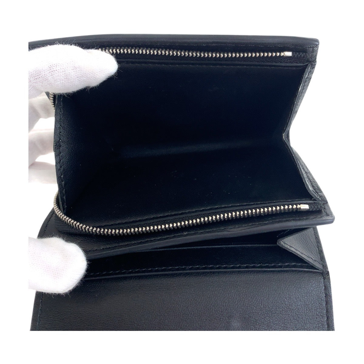 LOUIS VUITTON Bifold Wallet M67498 leather Black SilverMetal Monogram Mahina Portefeuille Iris XS